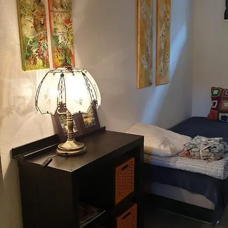 Downstairs57 * Гриннстед